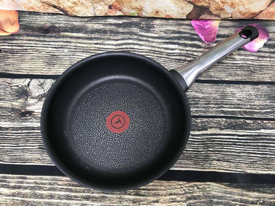 Chảo Tefal TITANIUM FUSION PFANNE 28 CM 3