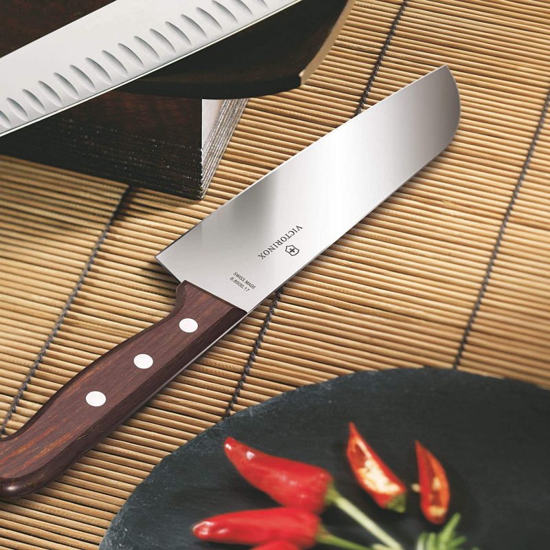 Dao làm bếp Santoku cạnh thẳng Victorinox 6.8500.17G cán gỗ Hồng Mộc 17 cm (Gilf box)  2